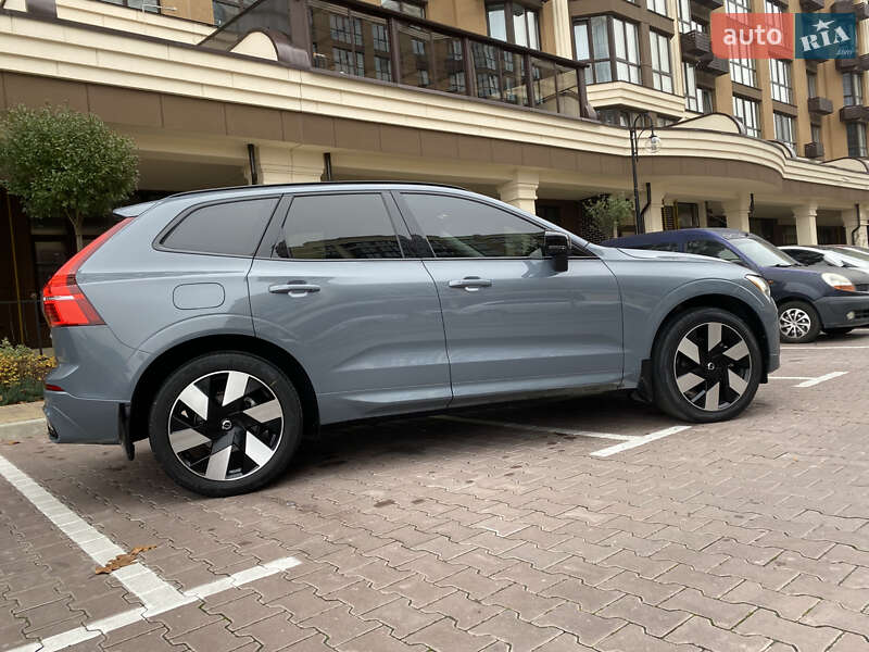 Позашляховик / Кросовер Volvo XC60 2023 в Києві