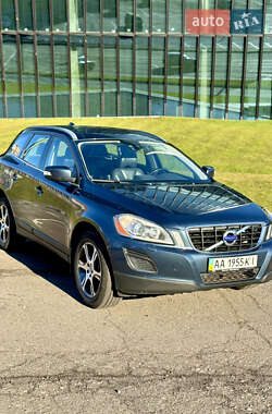 Внедорожник / Кроссовер Volvo XC60 2010 в Киеве
