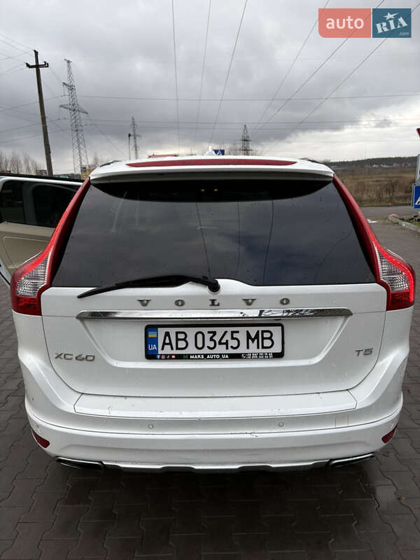 Внедорожник / Кроссовер Volvo XC60 2014 в Киеве