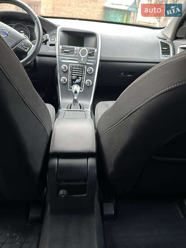 Позашляховик / Кросовер Volvo XC60 2015 в Хмельницькому