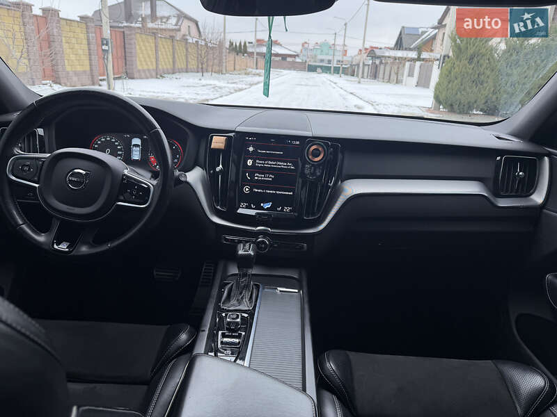 Позашляховик / Кросовер Volvo XC60 2017 в Рівному