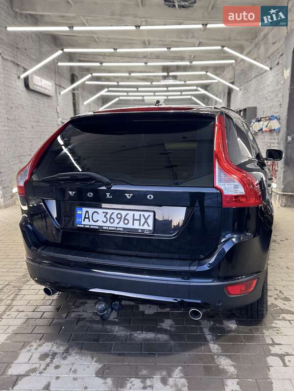 Внедорожник / Кроссовер Volvo XC60 2011 в Луцке