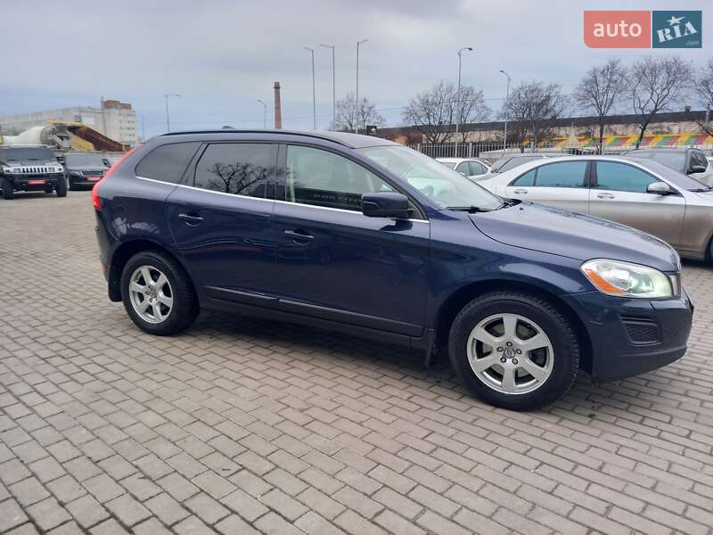 Позашляховик / Кросовер Volvo XC60 2011 в Полтаві фото 10 Позашляховик / Кросовер Volvo XC60 2011 в Полтаві