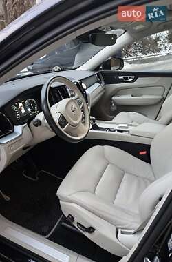 Внедорожник / Кроссовер Volvo XC60 2017 в Виннице