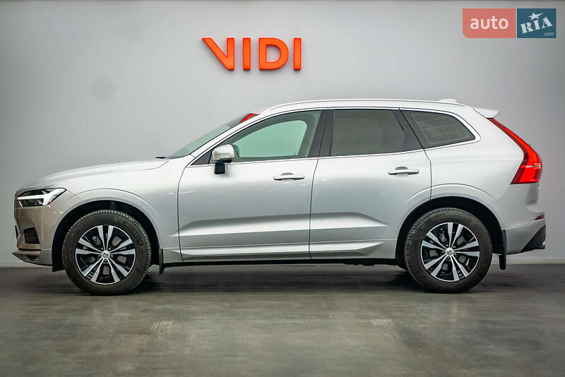 Внедорожник / Кроссовер Volvo XC60 2021 в Киеве