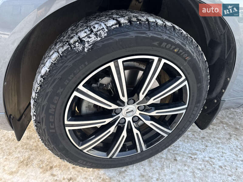 Внедорожник / Кроссовер Volvo XC60 2018 в Дубно фото 17 Внедорожник / Кроссовер Volvo XC60 2018 в Дубно