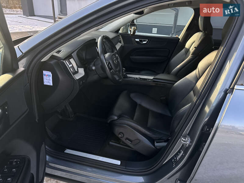Внедорожник / Кроссовер Volvo XC60 2018 в Дубно фото 28 Внедорожник / Кроссовер Volvo XC60 2018 в Дубно