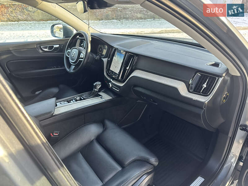Внедорожник / Кроссовер Volvo XC60 2018 в Дубно фото 31 Внедорожник / Кроссовер Volvo XC60 2018 в Дубно