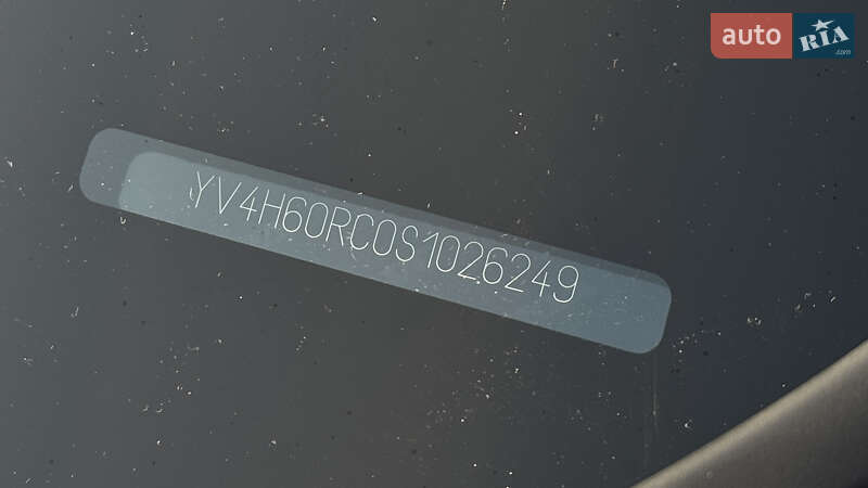 Внедорожник / Кроссовер Volvo XC60 2024 в Киеве