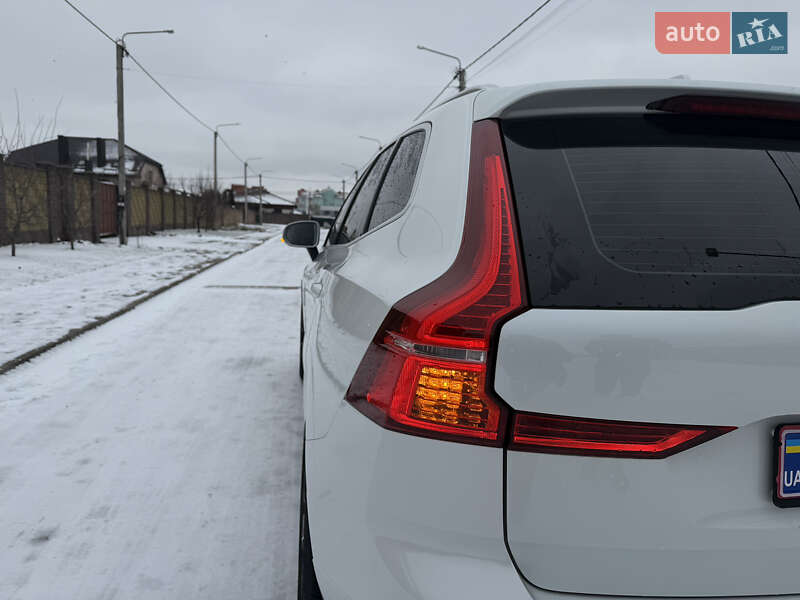 Внедорожник / Кроссовер Volvo XC60 2017 в Ровно