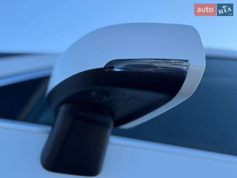 Внедорожник / Кроссовер Volvo XC60 2018 в Ровно