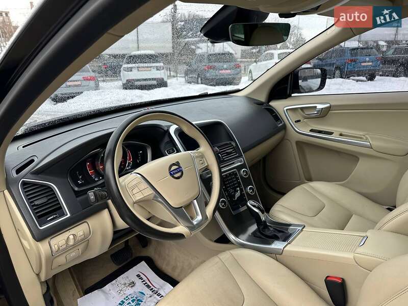 Внедорожник / Кроссовер Volvo XC60 2016 в Львове фото 18 Внедорожник / Кроссовер Volvo XC60 2016 в Львове