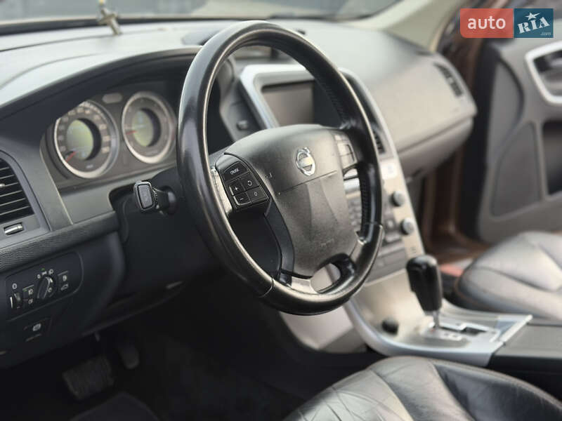 Внедорожник / Кроссовер Volvo XC60 2009 в Берегово