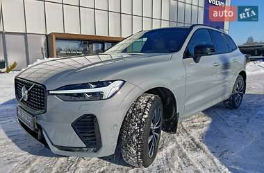 Внедорожник / Кроссовер Volvo XC60 2024 в Киеве