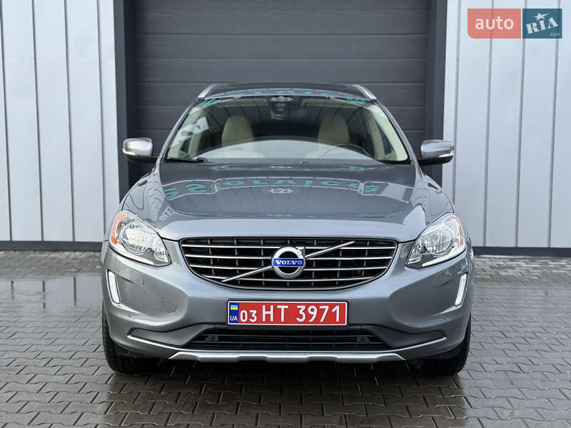 Внедорожник / Кроссовер Volvo XC60 2015 в Владимире