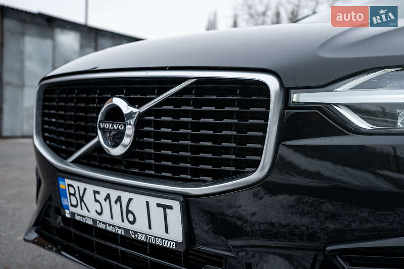 Внедорожник / Кроссовер Volvo XC60 2018 в Киеве фото 13 Внедорожник / Кроссовер Volvo XC60 2018 в Киеве