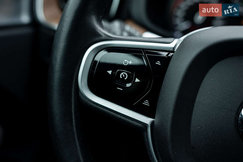 Внедорожник / Кроссовер Volvo XC60 2018 в Киеве фото 41 Внедорожник / Кроссовер Volvo XC60 2018 в Киеве