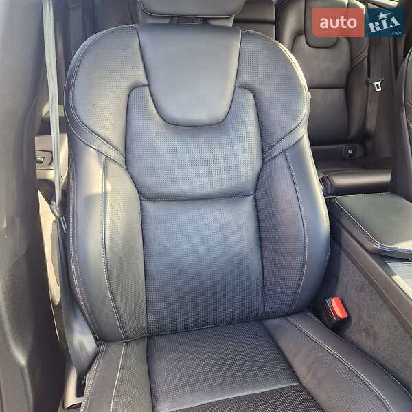 Внедорожник / Кроссовер Volvo XC60 2018 в Николаеве фото 47 Внедорожник / Кроссовер Volvo XC60 2018 в Николаеве