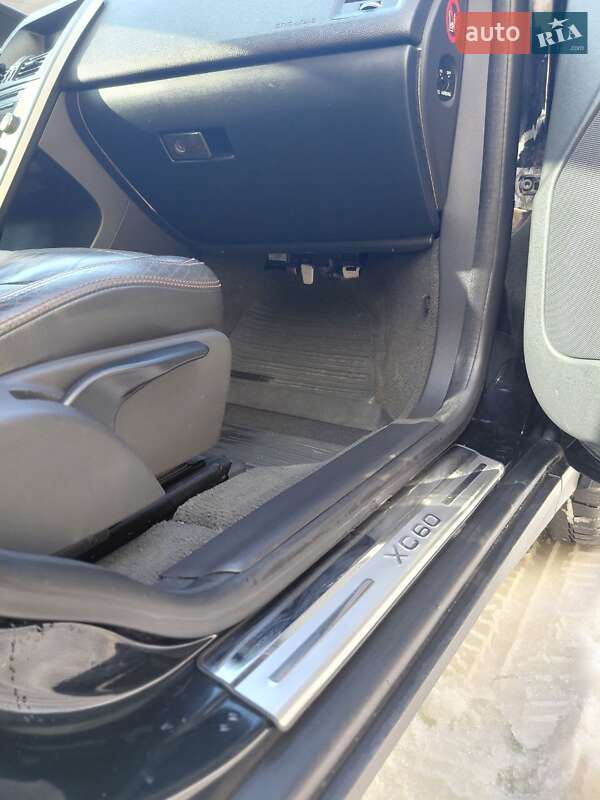 Внедорожник / Кроссовер Volvo XC60 2010 в Бердичеве фото 72 Внедорожник / Кроссовер Volvo XC60 2010 в Бердичеве