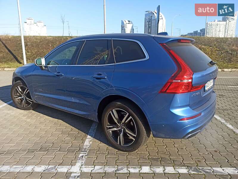 Внедорожник / Кроссовер Volvo XC60 2018 в Киеве