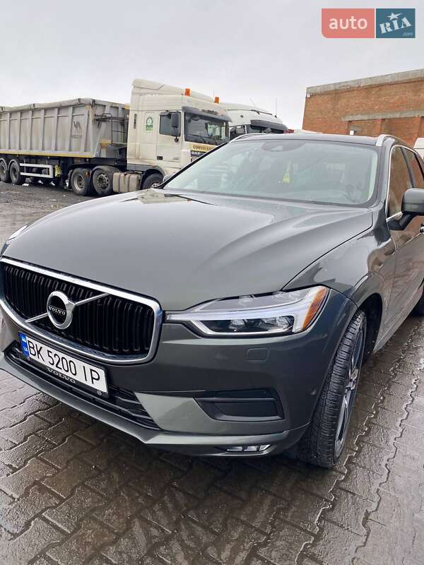 Внедорожник / Кроссовер Volvo XC60 2018 в Ровно