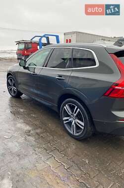Внедорожник / Кроссовер Volvo XC60 2018 в Ровно