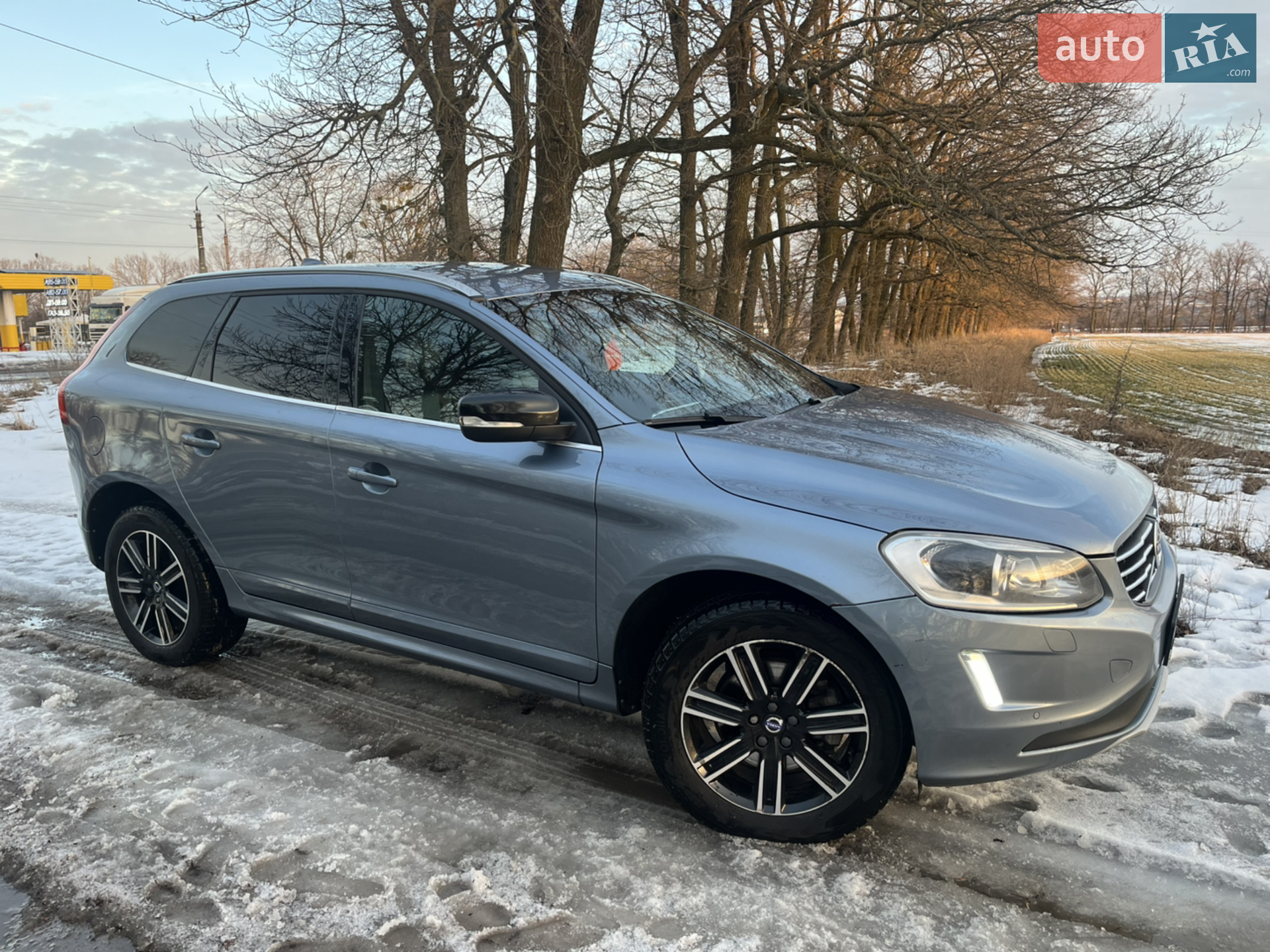 2017 Volvo XC60 - мініатюра 21