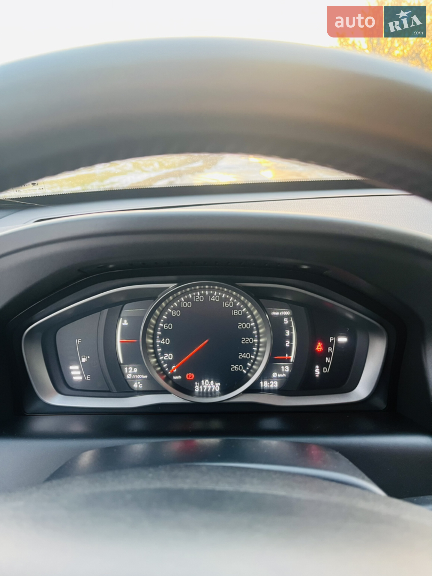 2017 Volvo XC60 - мініатюра 10