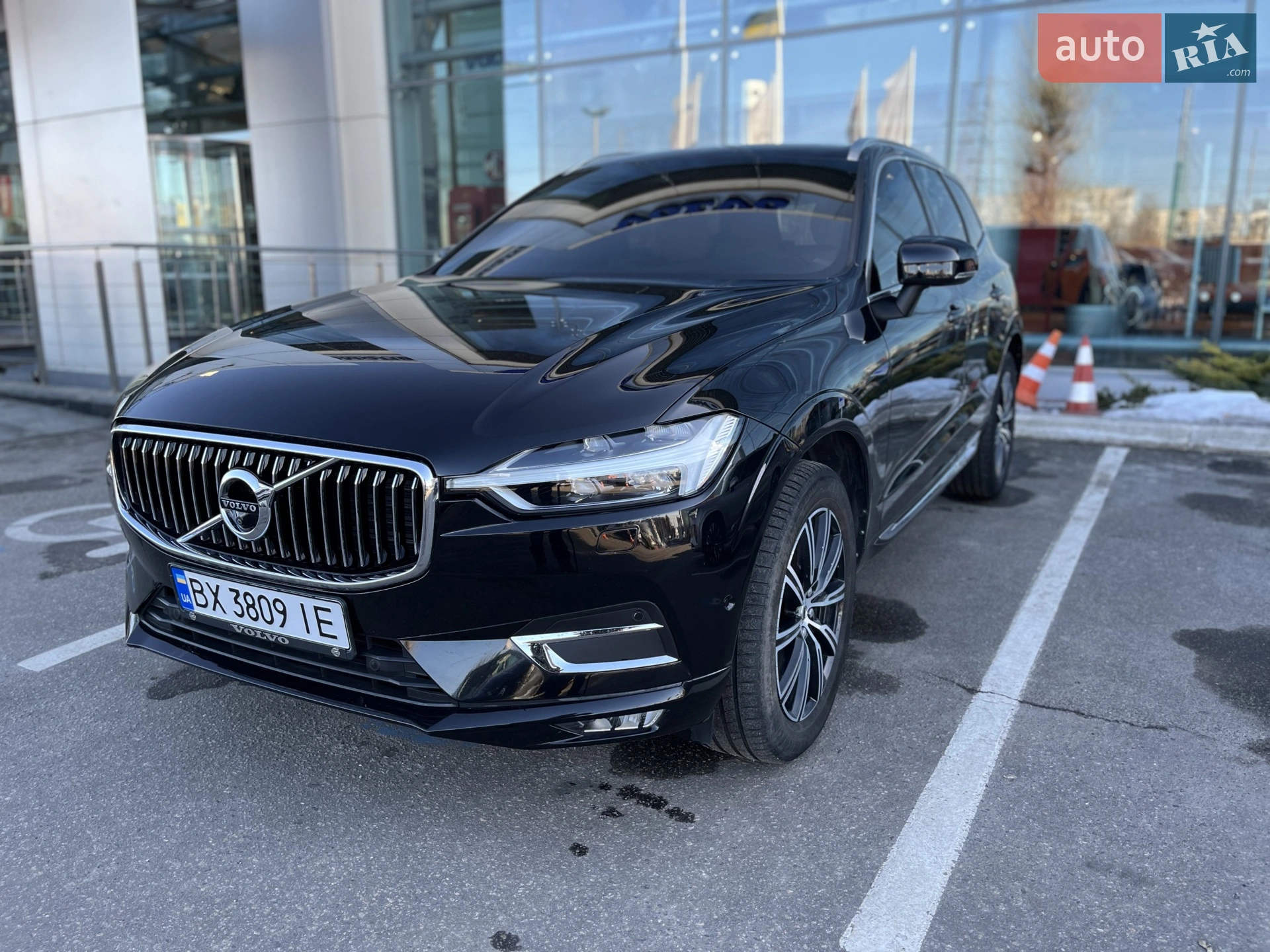 2017 Volvo XC60 - мініатюра 11