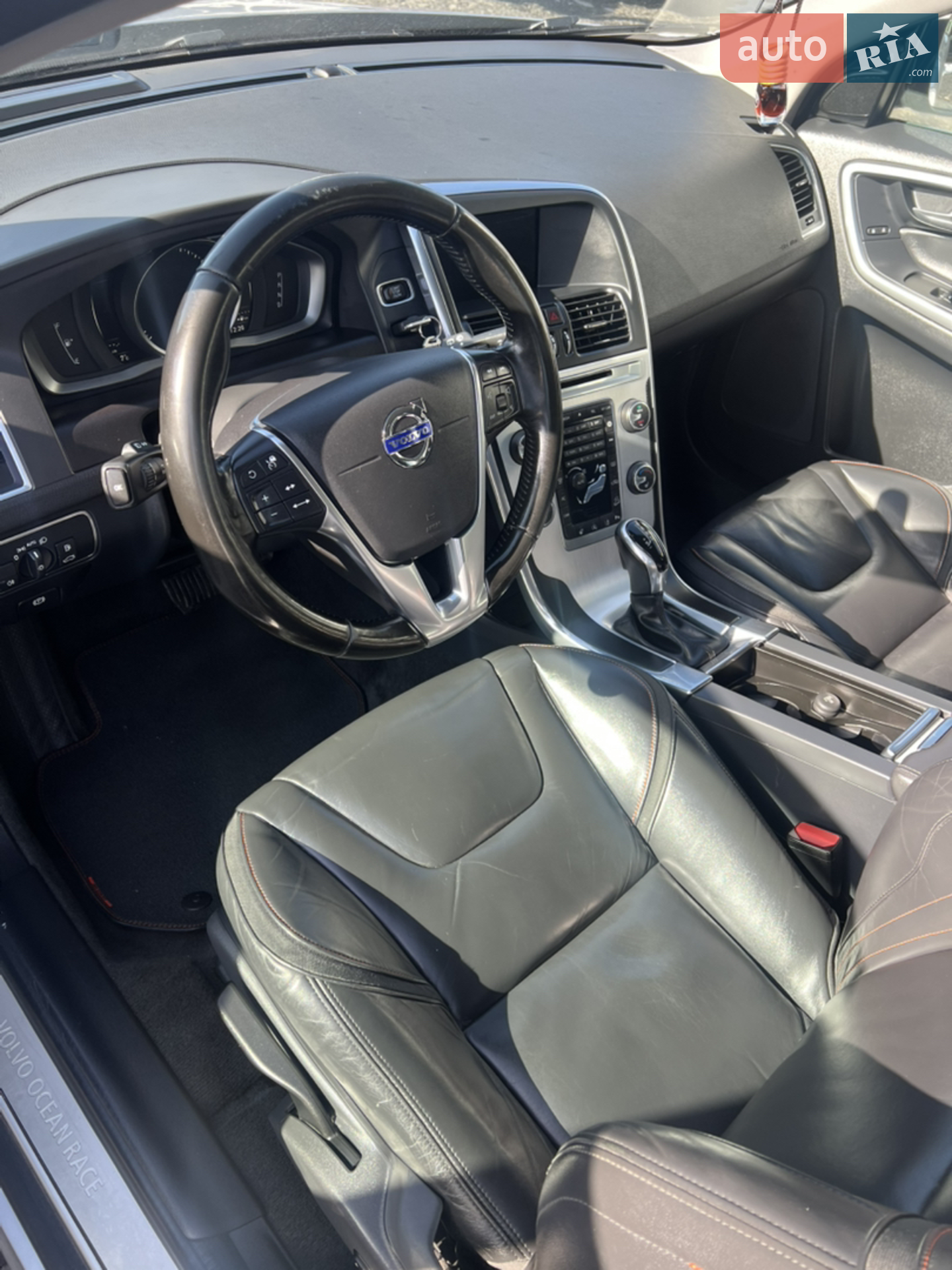 2017 Volvo XC60 - мініатюра 17