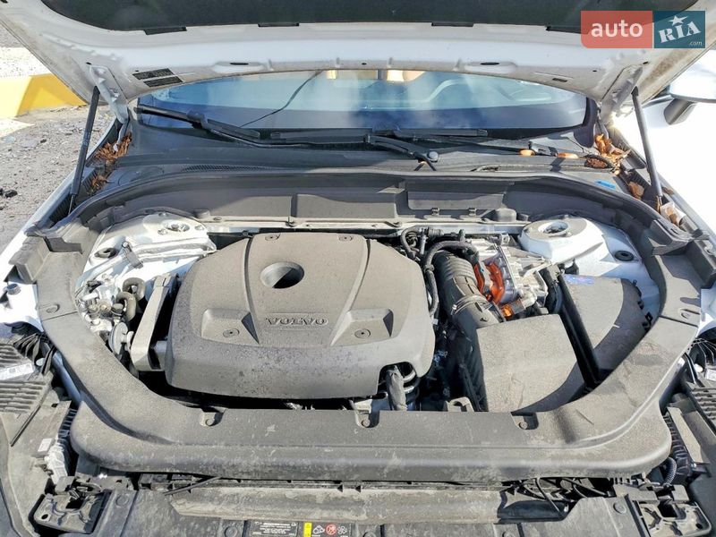 Внедорожник / Кроссовер Volvo XC60 2019 в Тернополе