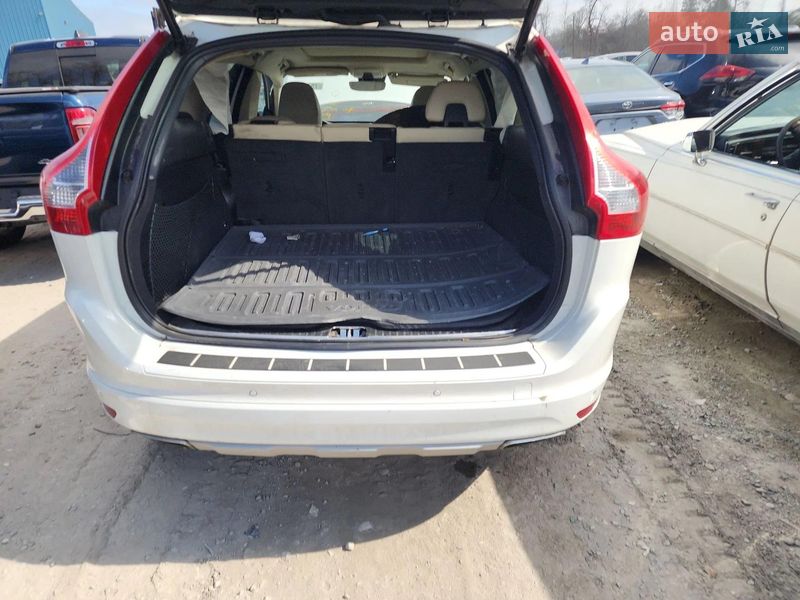 Внедорожник / Кроссовер Volvo XC60 2017 в Тернополе