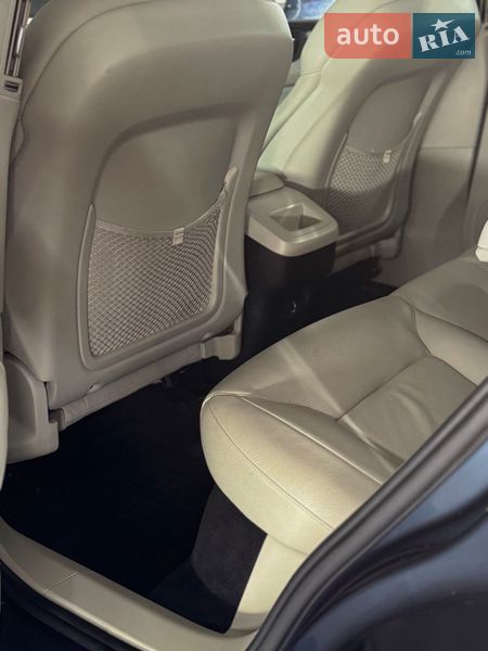 Внедорожник / Кроссовер Volvo XC60 2019 в Ровно