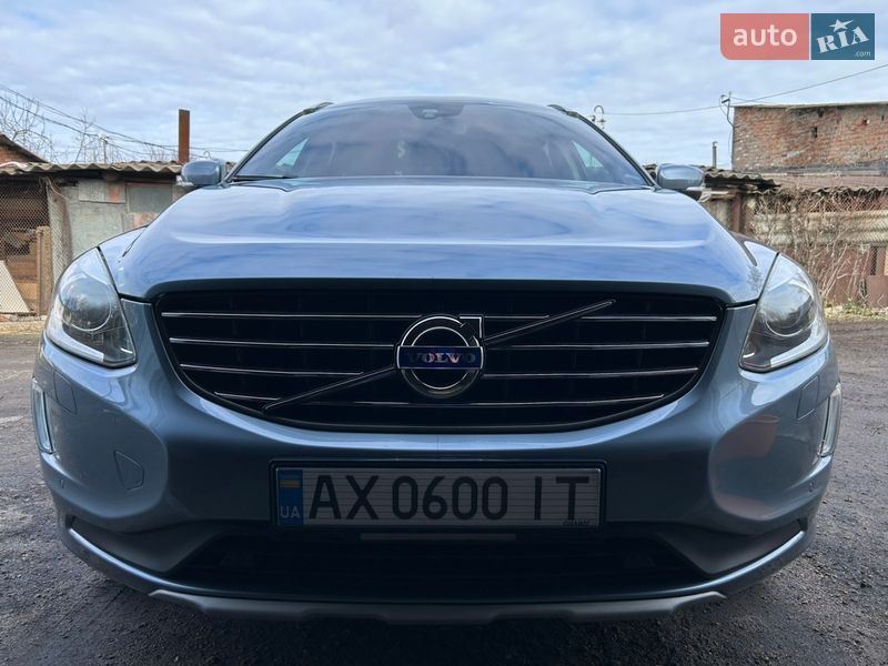 Внедорожник / Кроссовер Volvo XC60 2016 в Полтаве