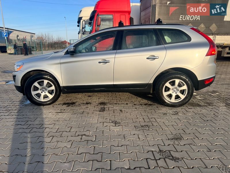 Позашляховик / Кросовер Volvo XC60 2010 в Луцьку
