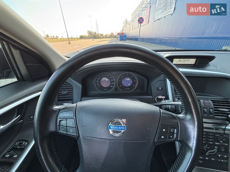Позашляховик / Кросовер Volvo XC60 2009 в Нововолинську