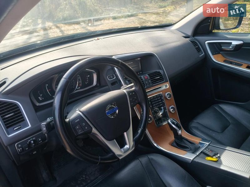 Внедорожник / Кроссовер Volvo XC60 2016 в Виннице