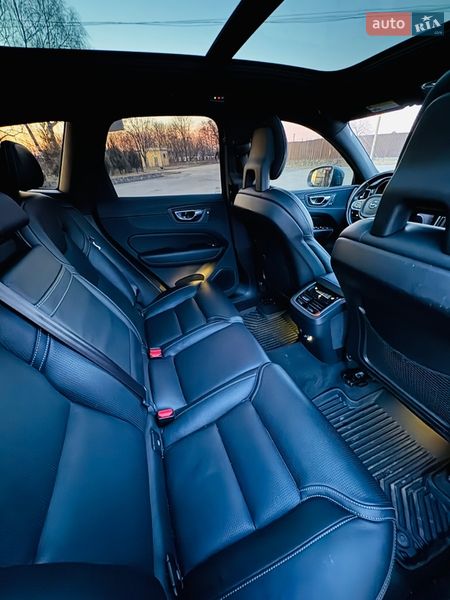 Внедорожник / Кроссовер Volvo XC60 2018 в Днепре