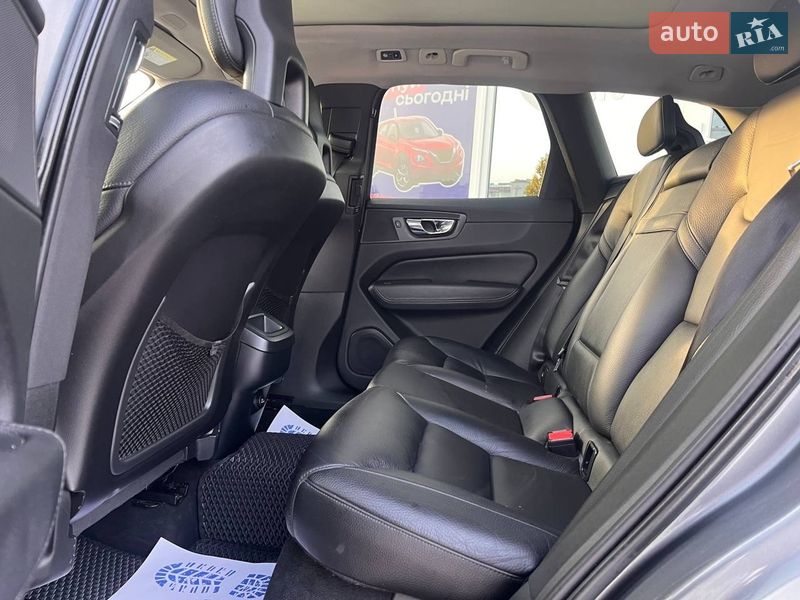 Внедорожник / Кроссовер Volvo XC60 2017 в Львове