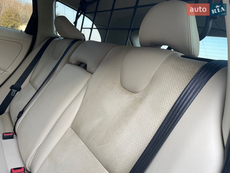 Внедорожник / Кроссовер Volvo XC60 2008 в Ковеле