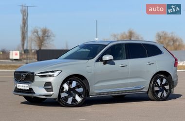 Внедорожник / Кроссовер Volvo XC60 2023 в Киеве