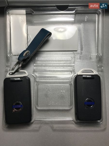 Позашляховик / Кросовер Volvo XC60 2016 в Києві