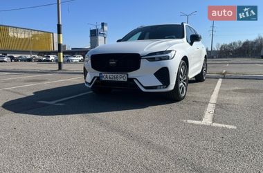 Внедорожник / Кроссовер Volvo XC60 2024 в Киеве