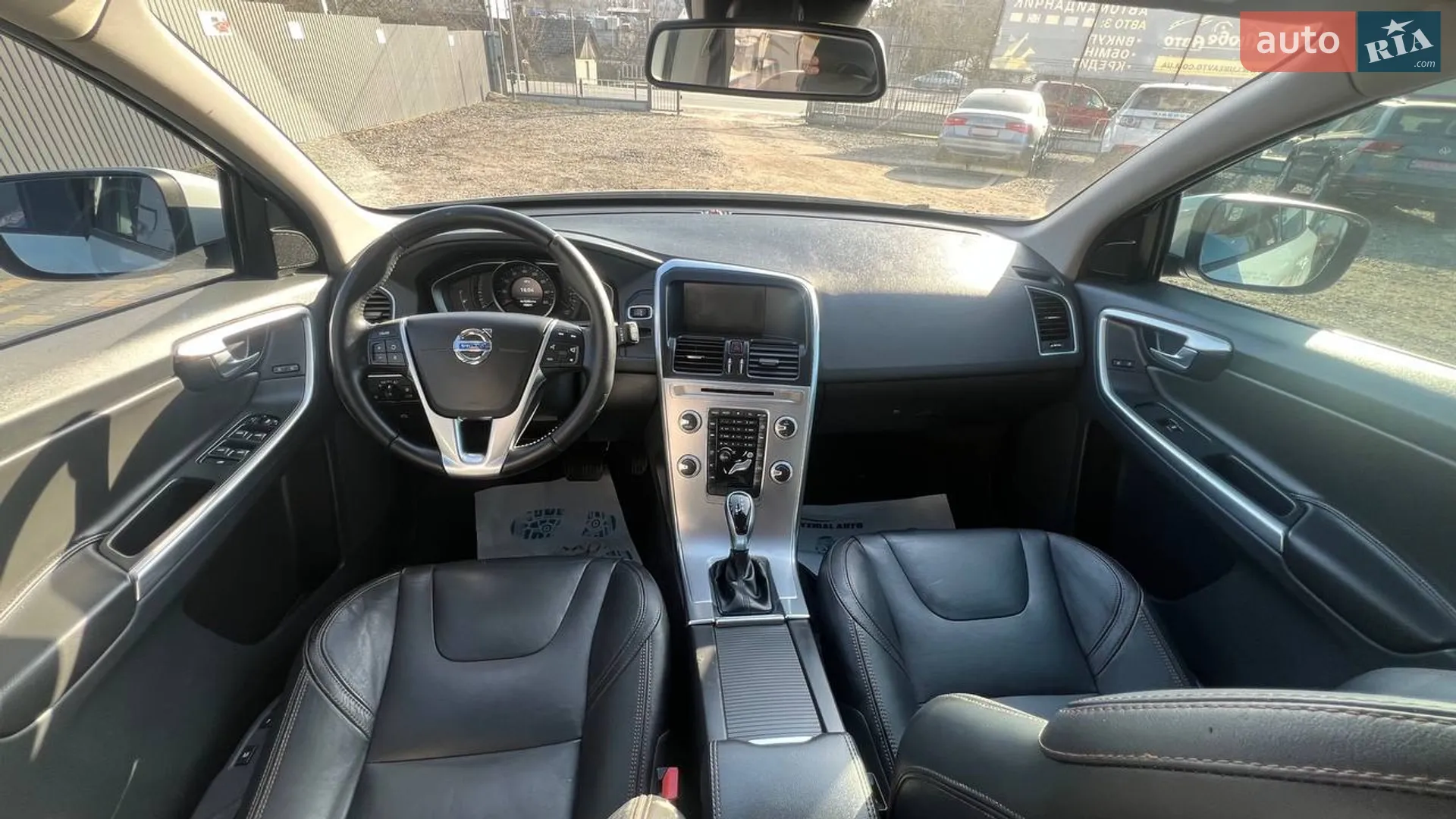 2017 Volvo XC60 - мініатюра 11