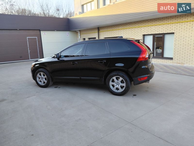 Внедорожник / Кроссовер Volvo XC60 2010 в Бердичеве