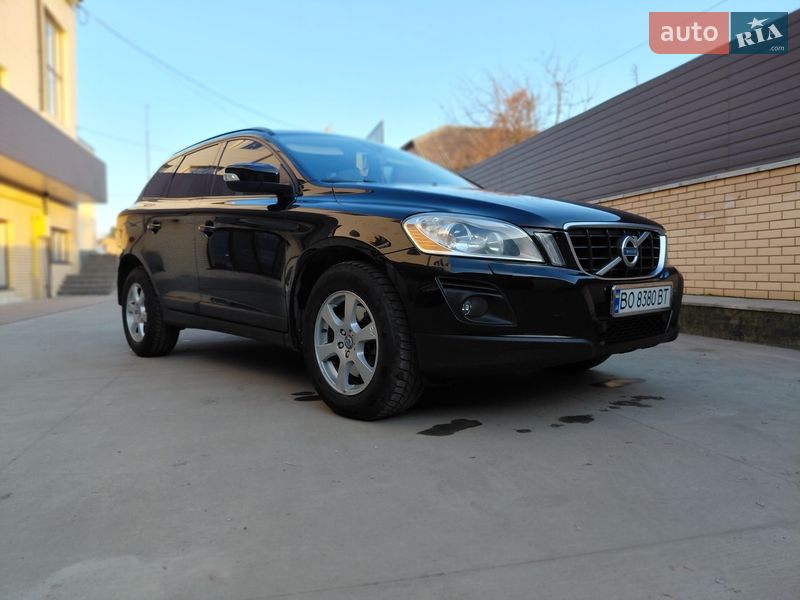 Внедорожник / Кроссовер Volvo XC60 2010 в Бердичеве