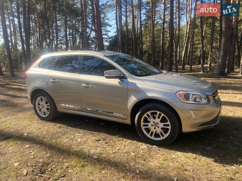 Внедорожник / Кроссовер Volvo XC60 2014 в Киеве
