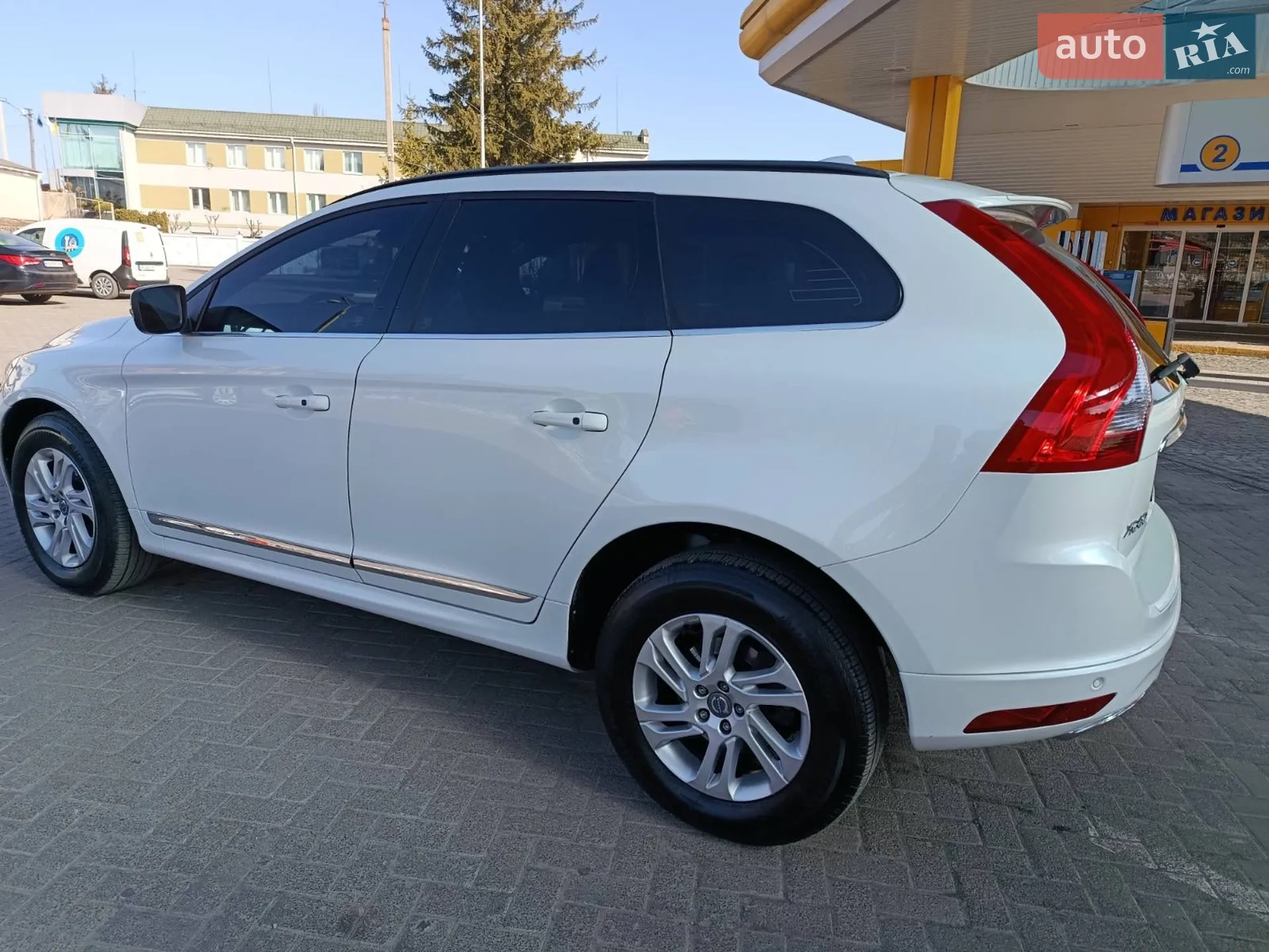 2016 Volvo XC60 - мініатюра 18