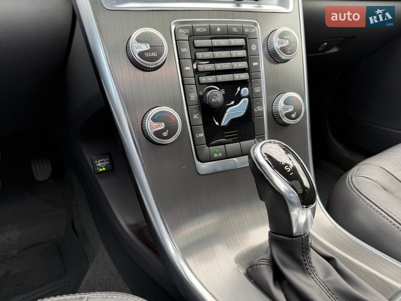 Внедорожник / Кроссовер Volvo XC60 2016 в Ровно фото 67 Внедорожник / Кроссовер Volvo XC60 2016 в Ровно