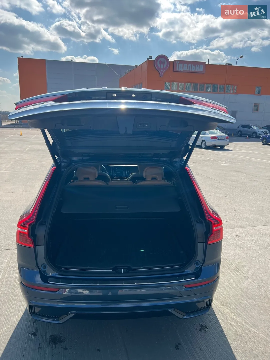 2023 Volvo XC60 - мініатюра 26